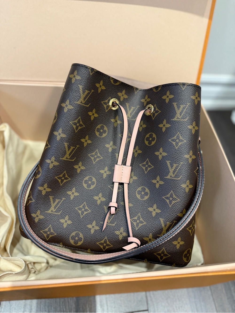 Louis Vuitton Brown Monogram Canvas Bucket Bag with Pink Trim